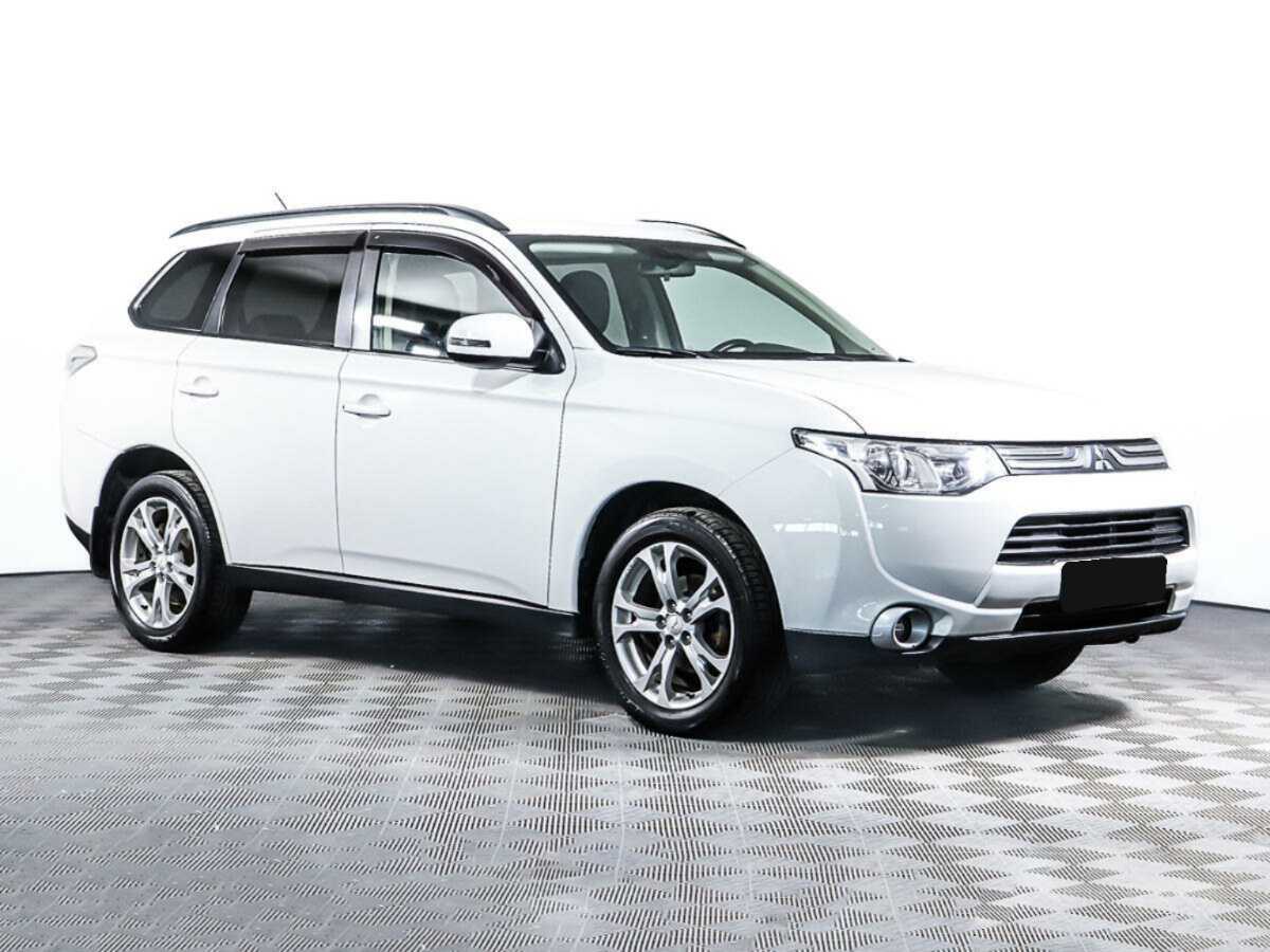 Mitsubishi Outlander 2013