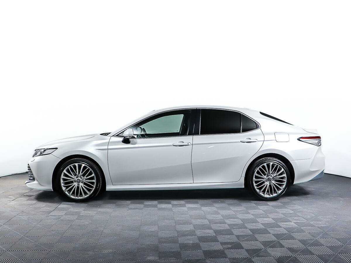 Toyota Camry 2020