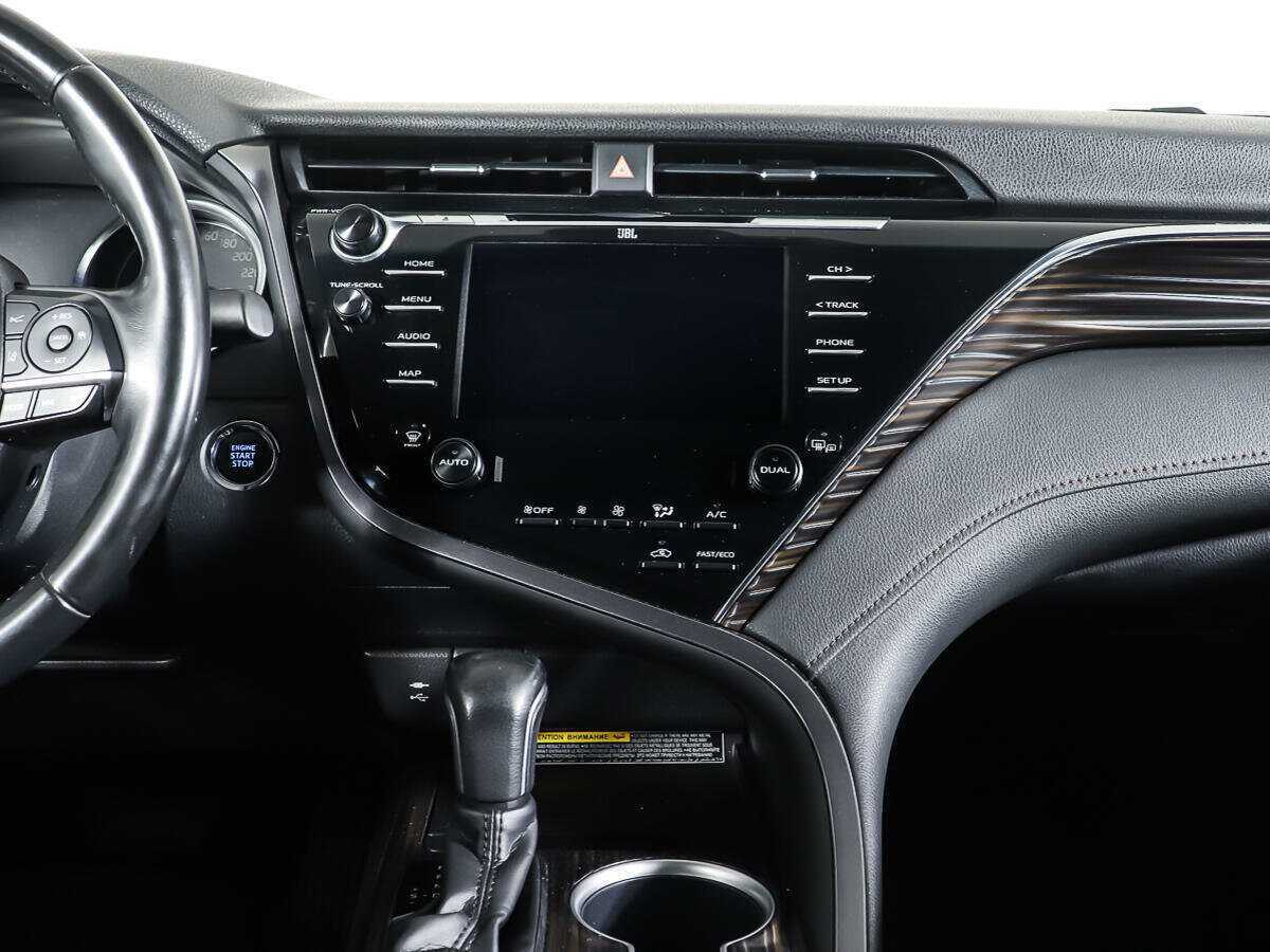 Toyota Camry 2020
