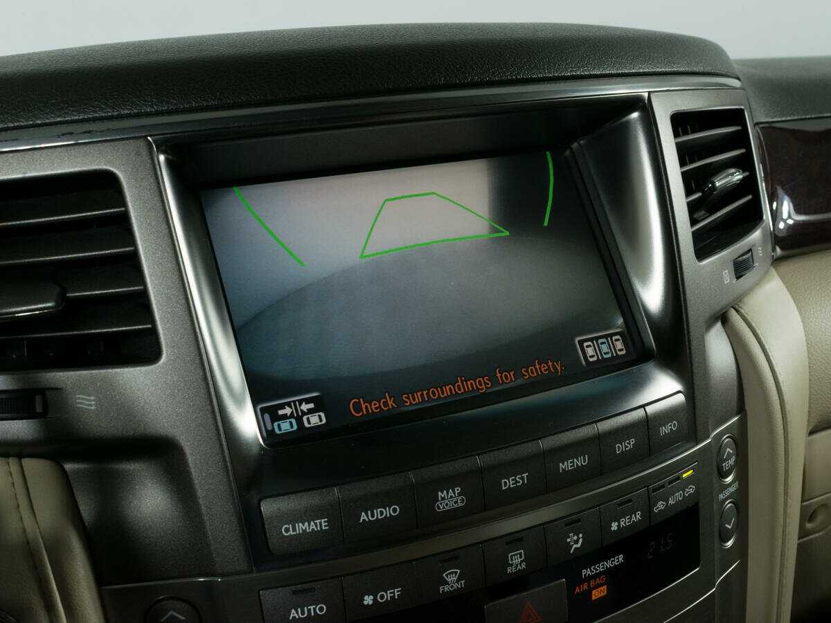 Lexus LX 2008