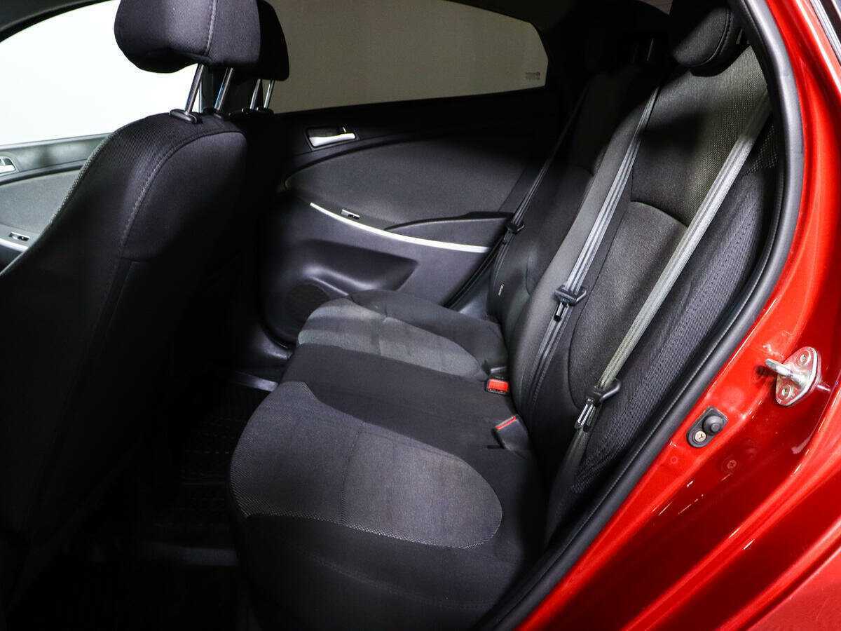 Hyundai Solaris 2013