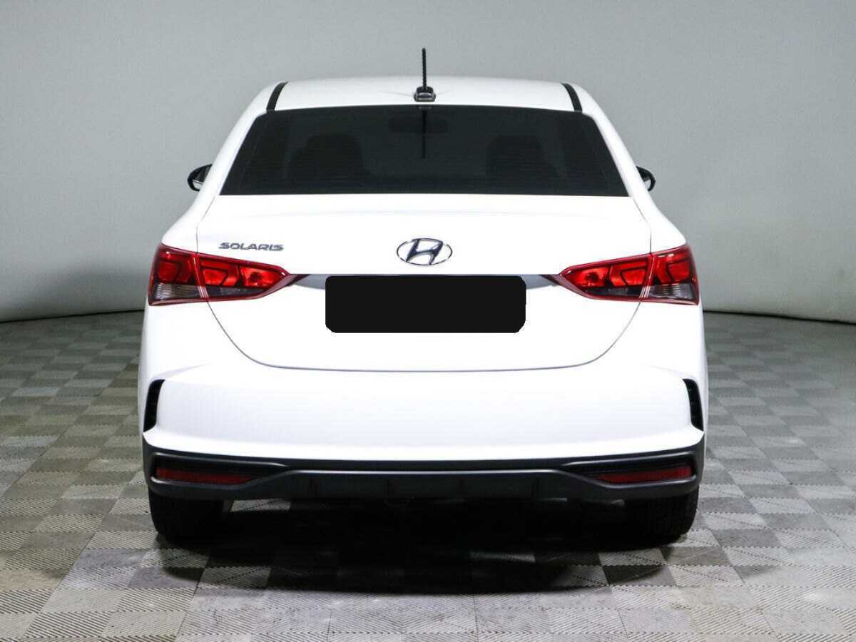 Hyundai Solaris 2022