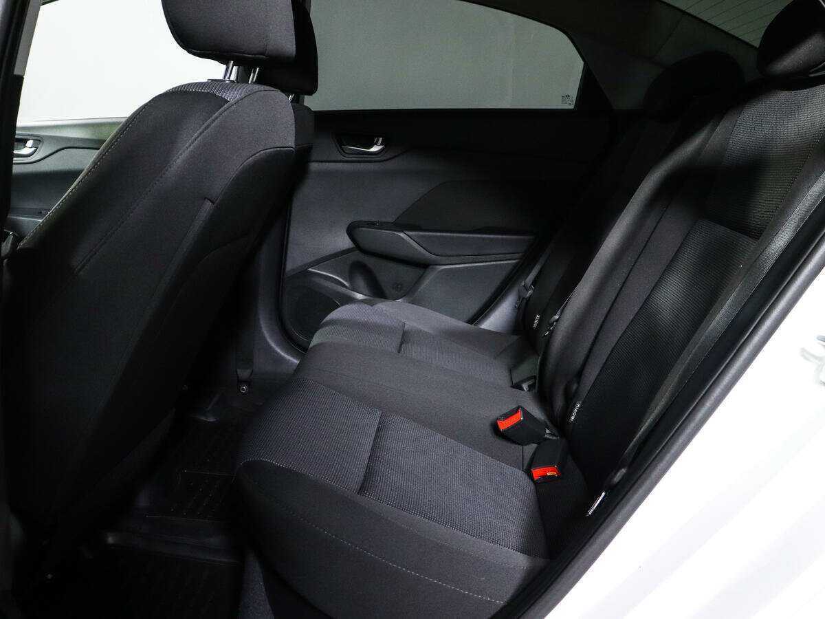 Hyundai Solaris 2022