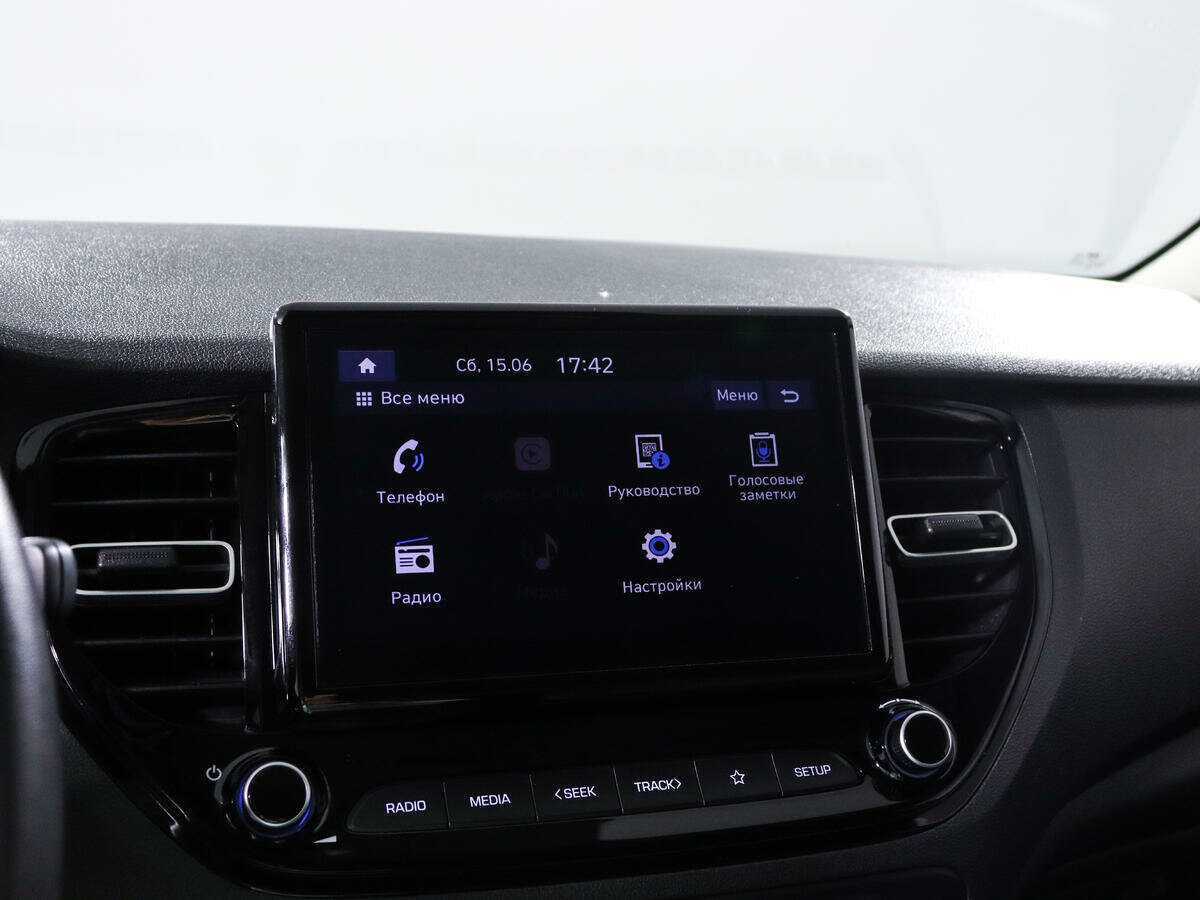 Hyundai Solaris 2022