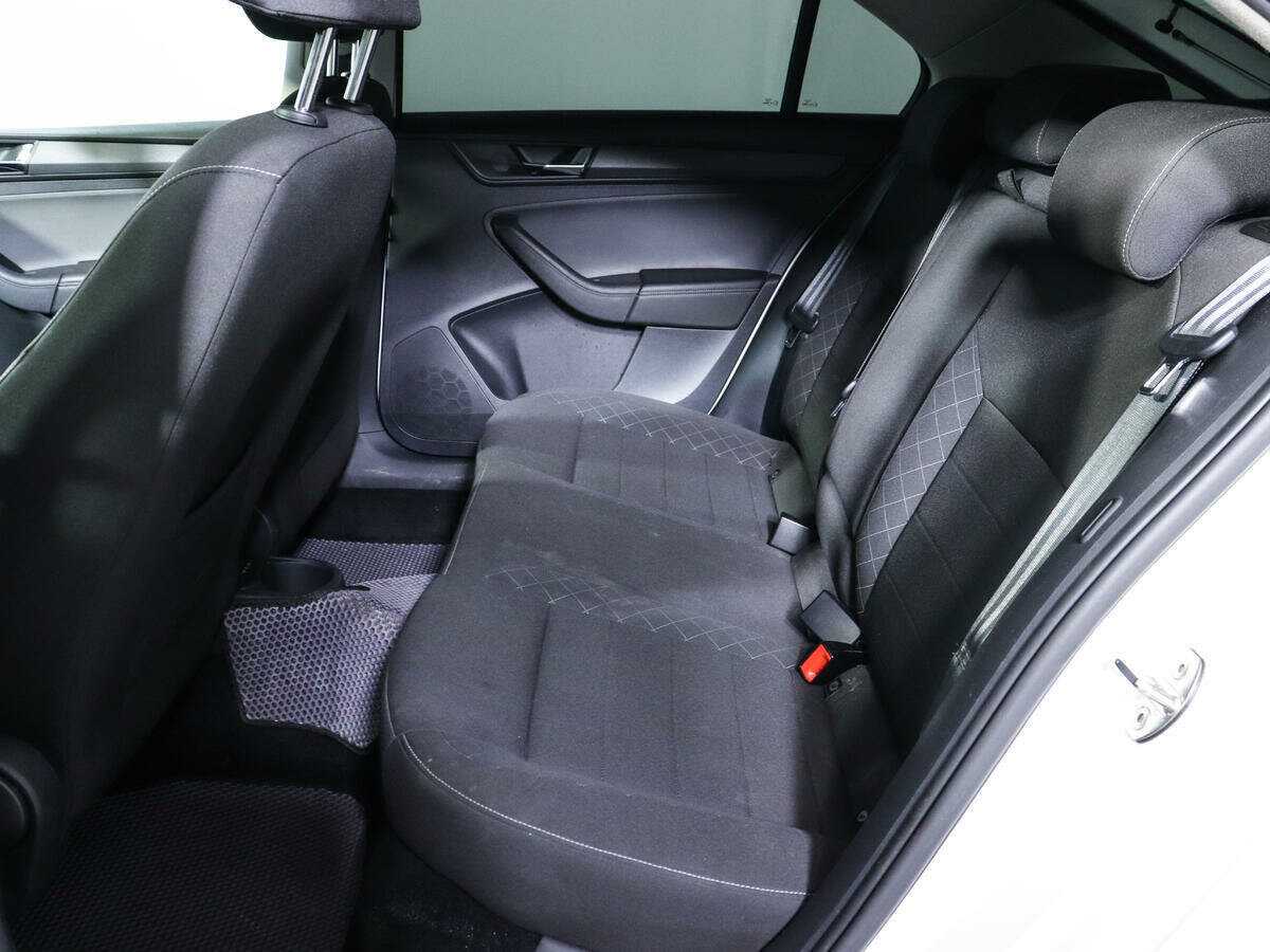 Skoda Rapid 2021