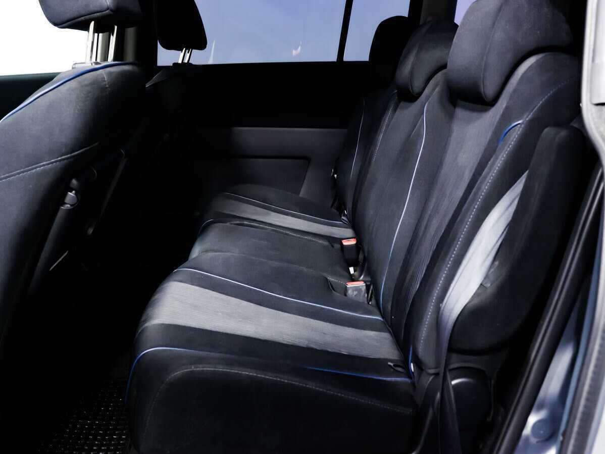 Mazda 5 2012