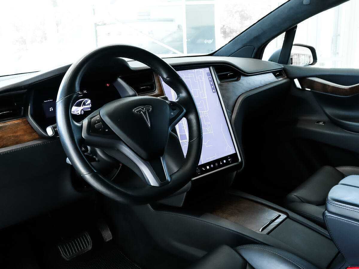 Tesla Model X 2020