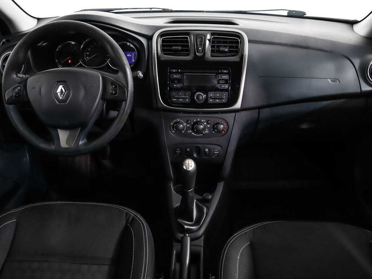 Renault Logan 2014