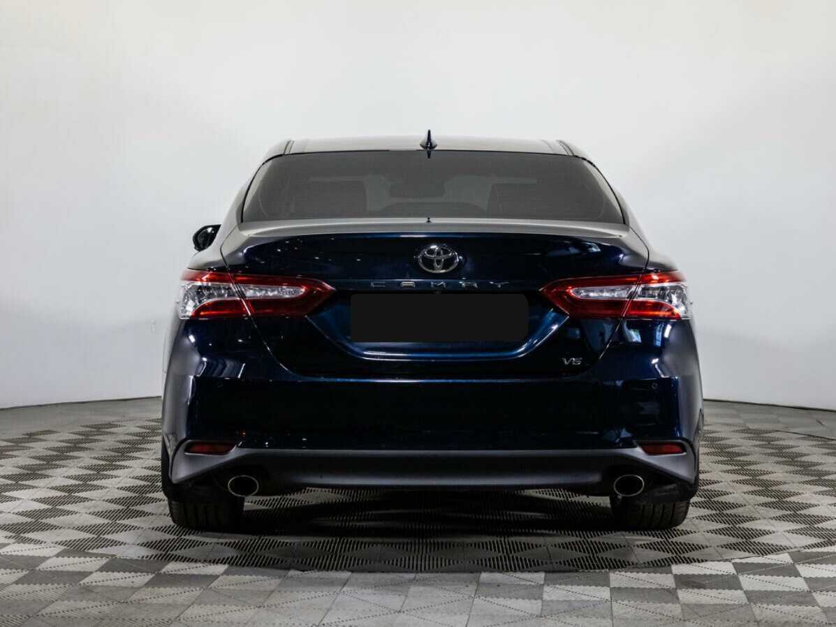 Toyota Camry 2018
