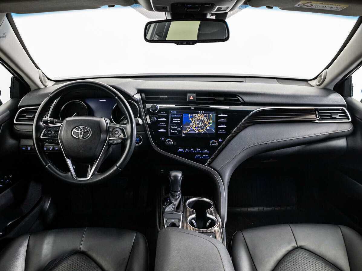 Toyota Camry 2018