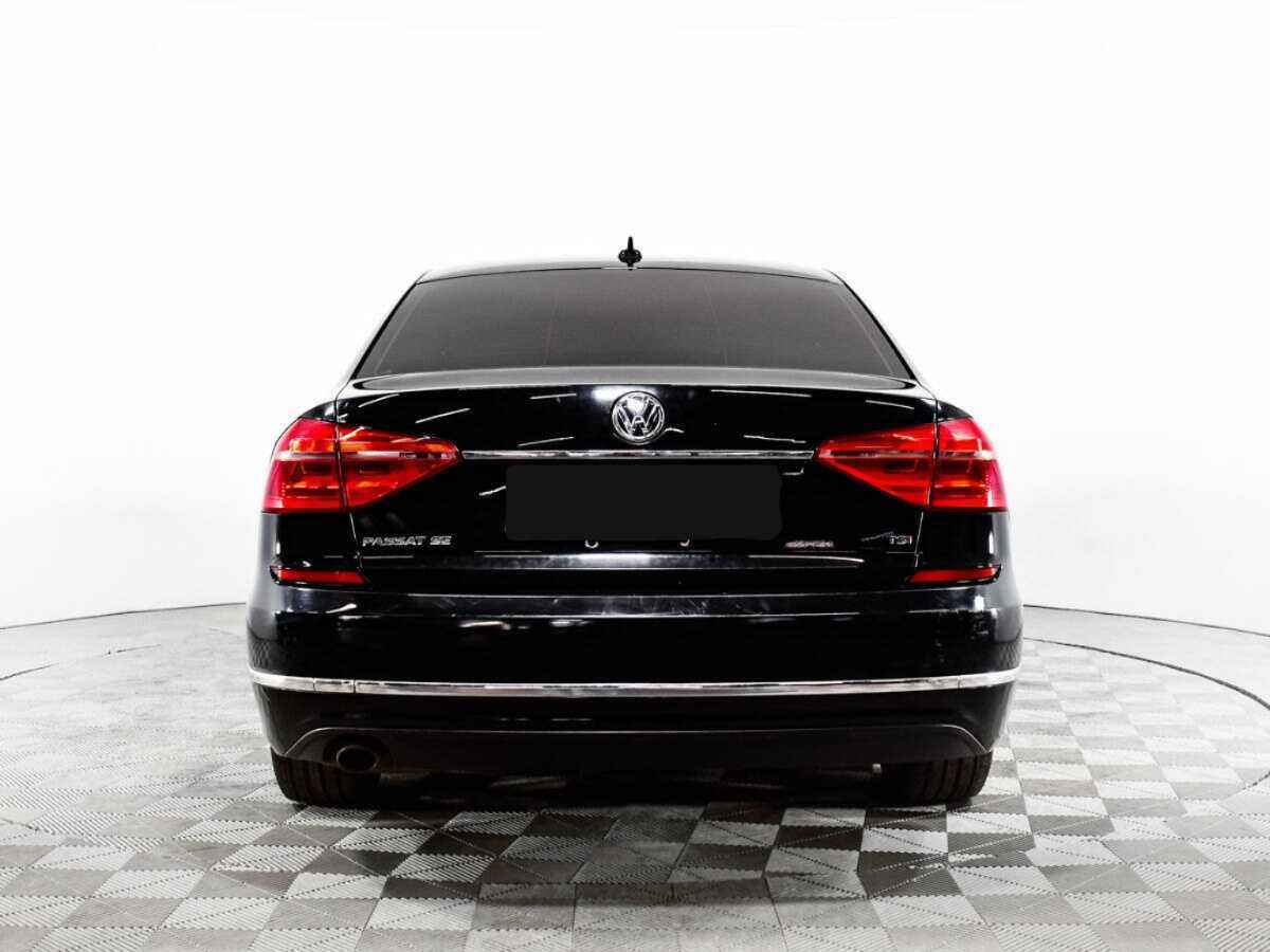 Volkswagen Passat (North America and China)