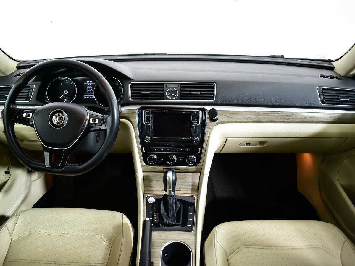 Volkswagen Passat (North America and China) 2016