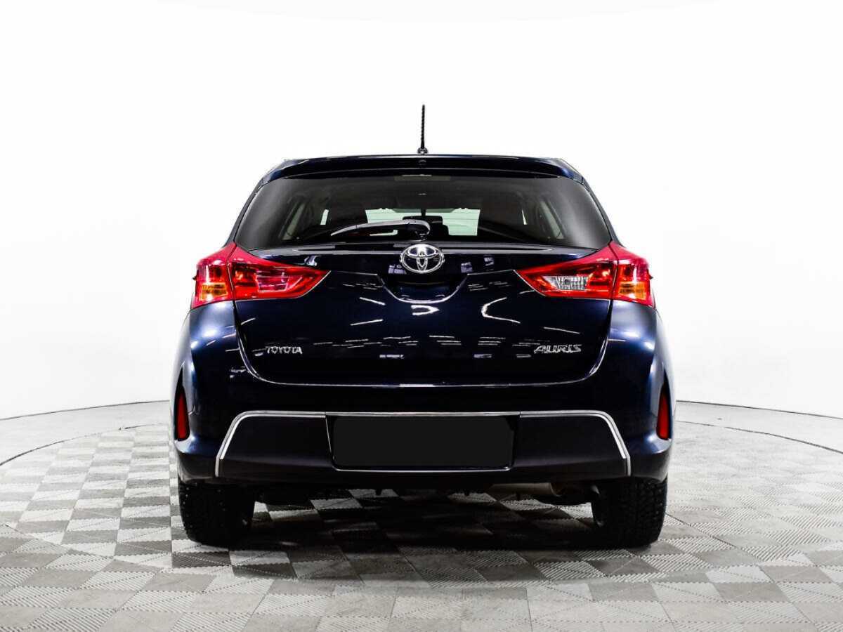 Toyota Auris 2013