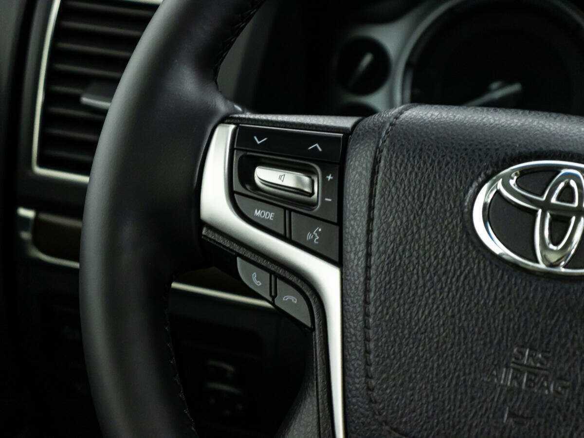 Toyota Land Cruiser 2018