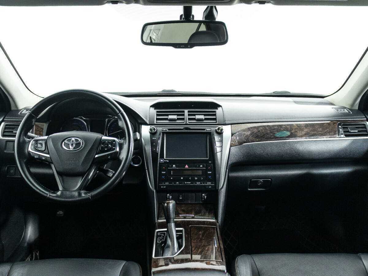 Toyota Camry 2017