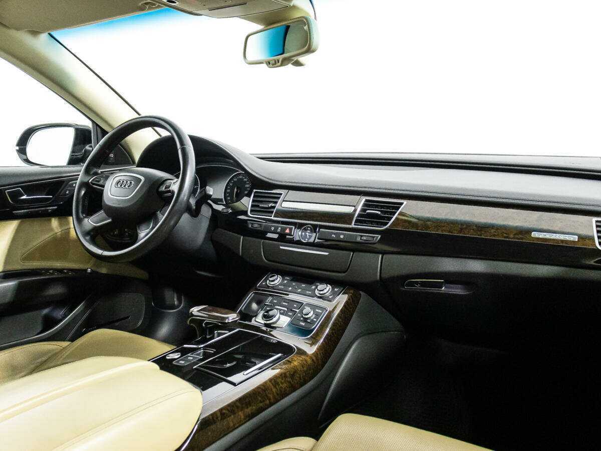 Audi A8 2010
