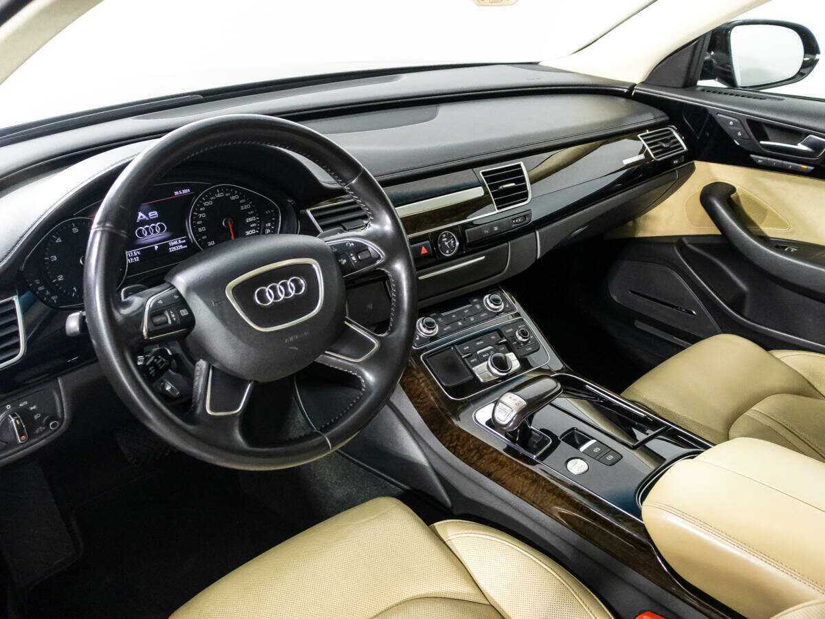 Audi A8 2010