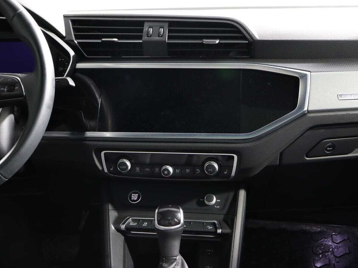 Audi Q3 2021