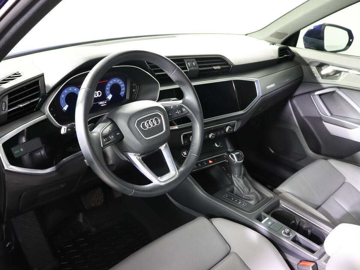 Audi Q3 2021