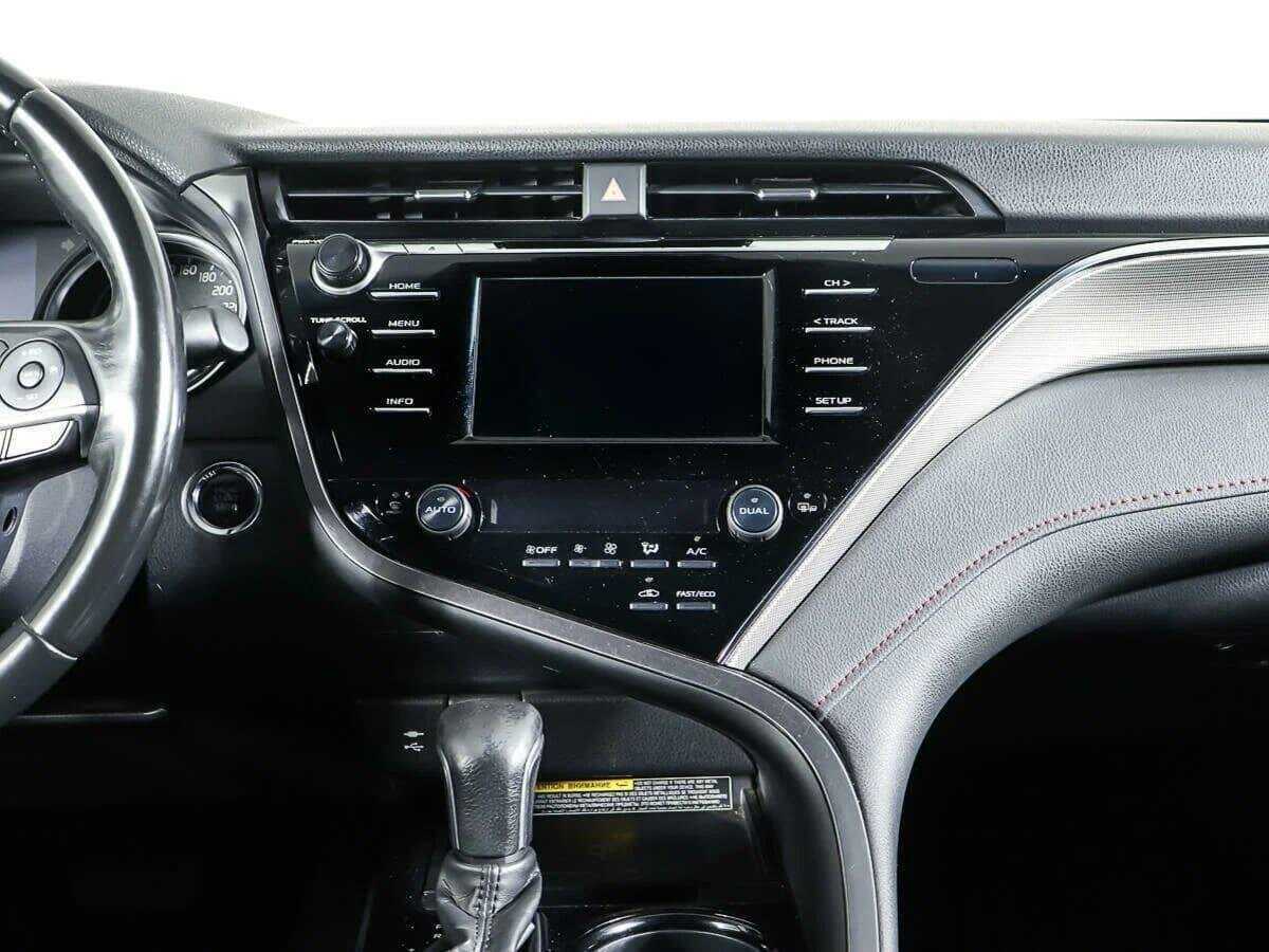 Toyota Camry 2020