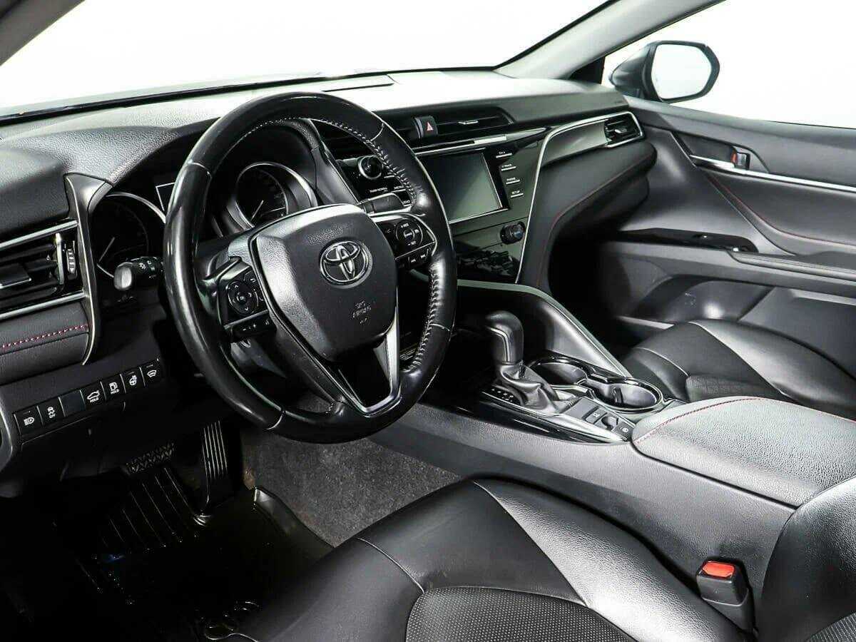 Toyota Camry 2020