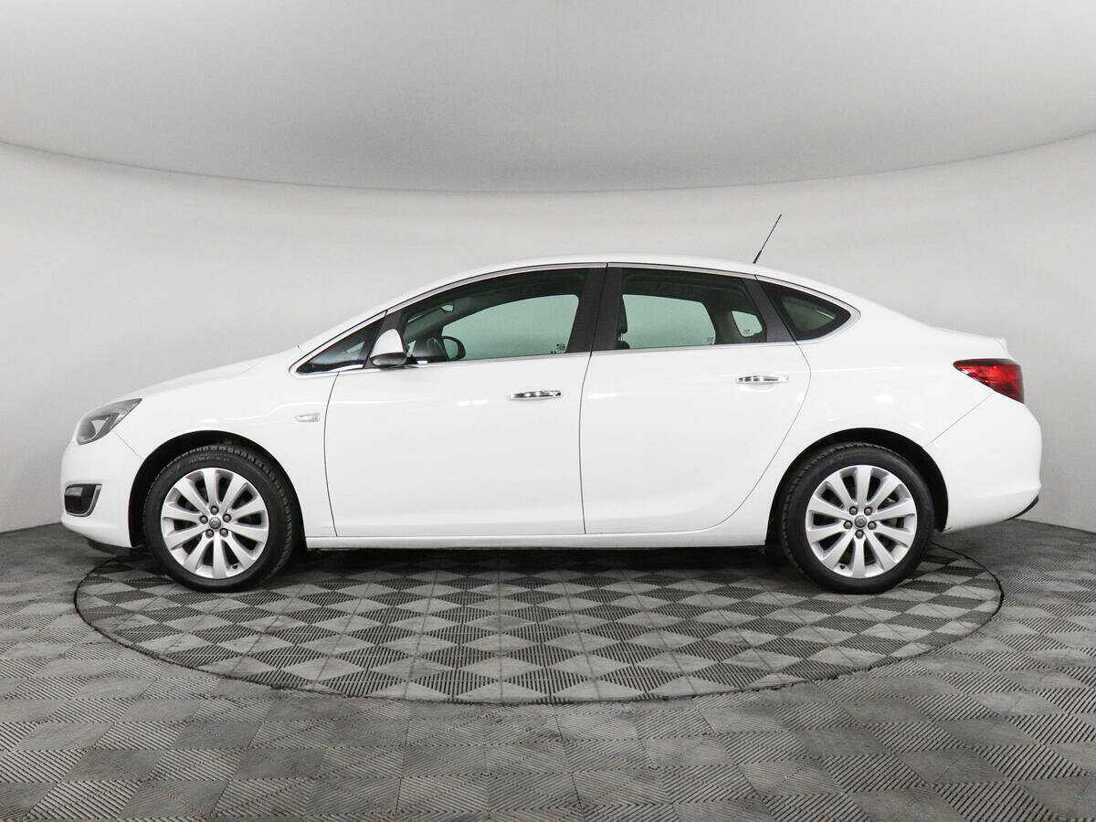 Opel Astra 2013
