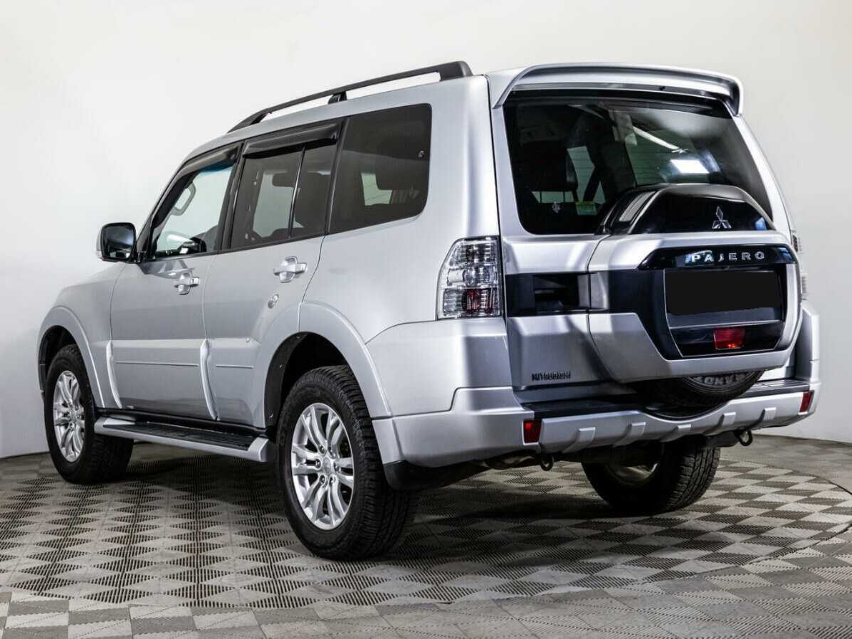 Mitsubishi Pajero 2017