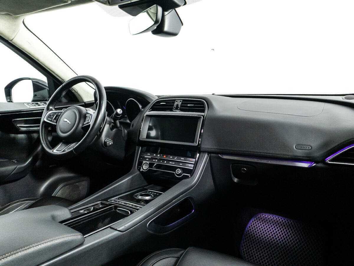 Jaguar F-Pace 2019