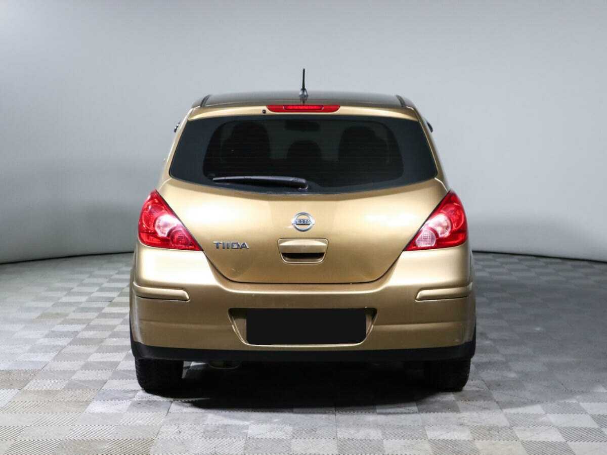 Nissan Tiida