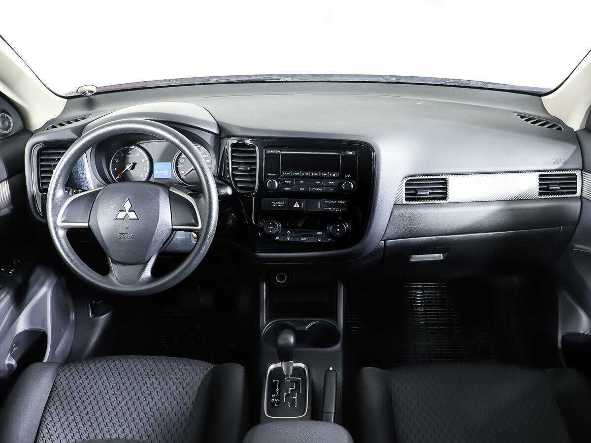 Mitsubishi Outlander 2012