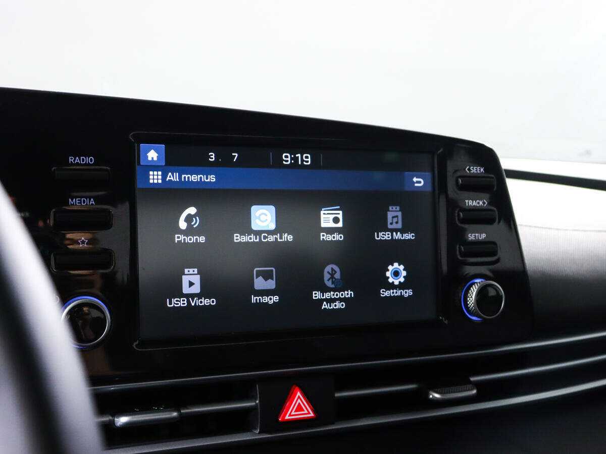 Hyundai Elantra 2022