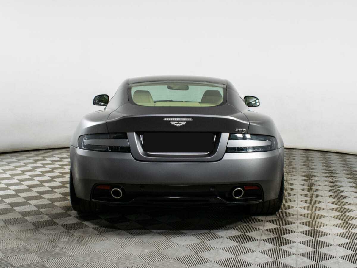 Aston Martin DB9