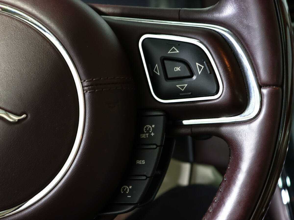 Jaguar XJ 2014