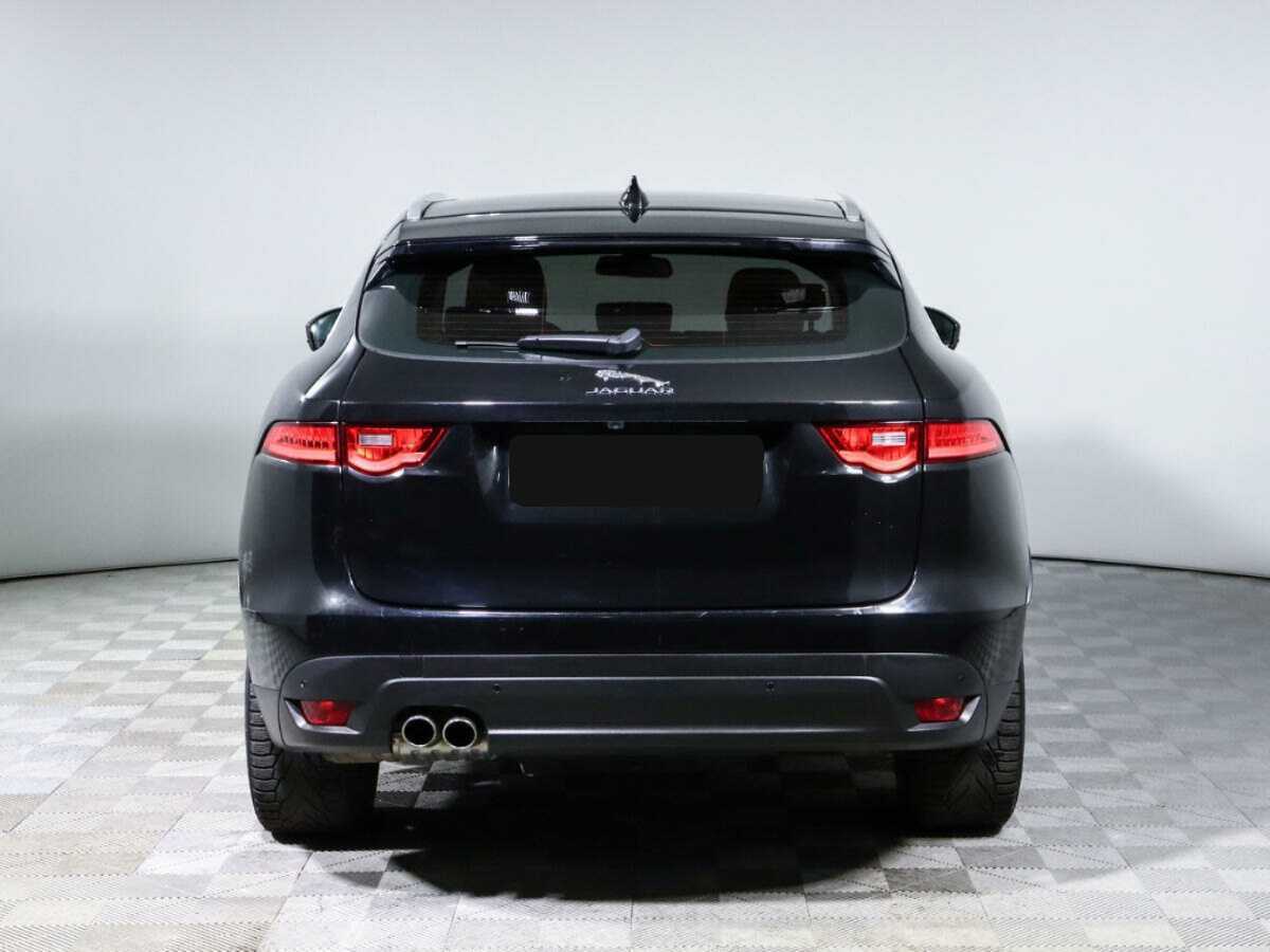 Jaguar F-Pace 2016