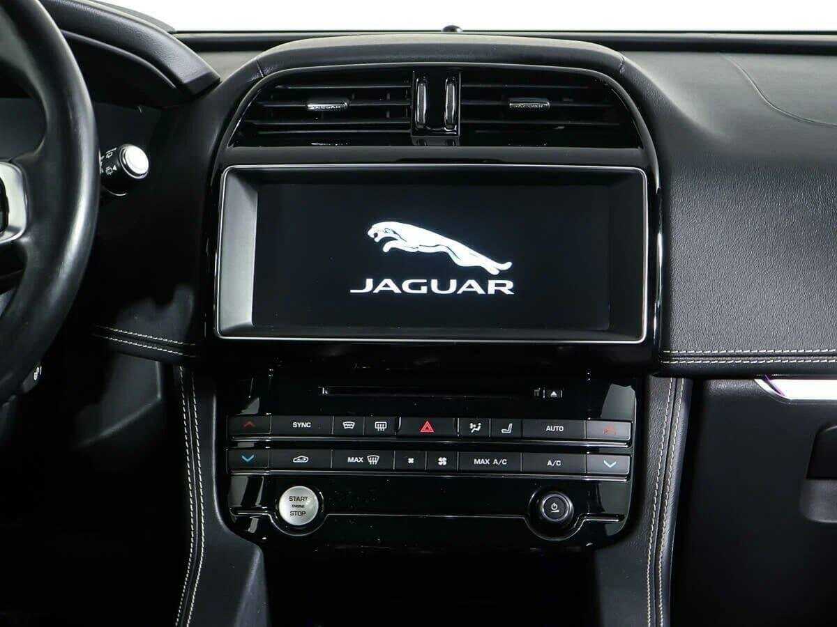 Jaguar F-Pace 2018