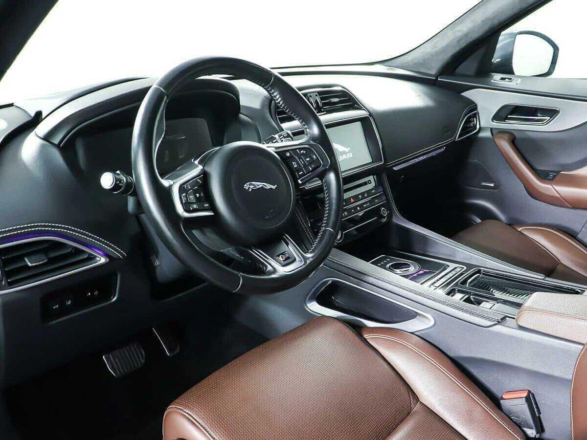 Jaguar F-Pace 2018