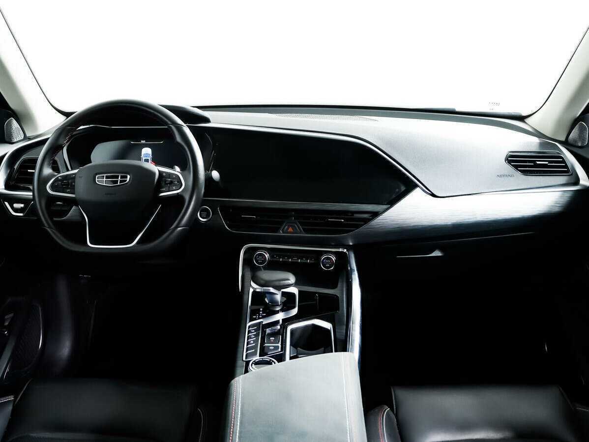 Geely Tugella 2021
