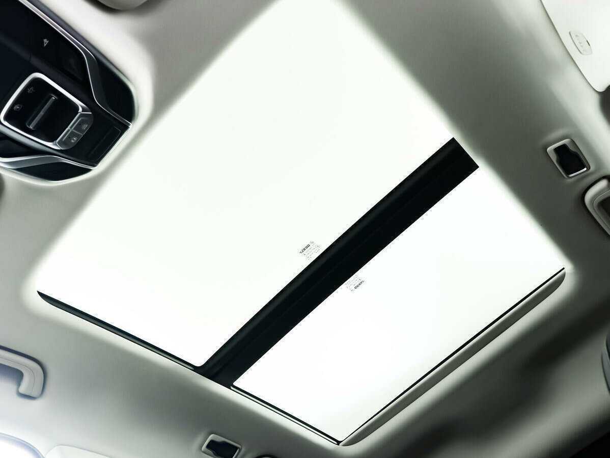 Geely Tugella 2021