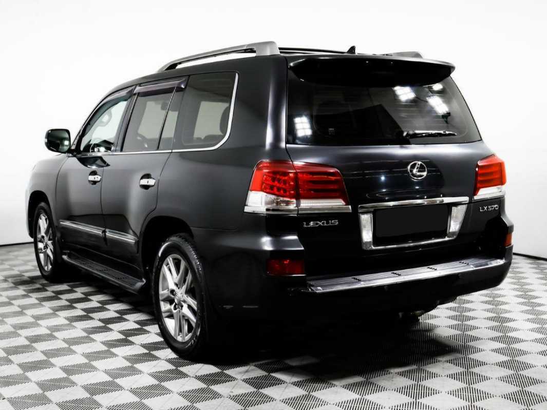 Lexus LX