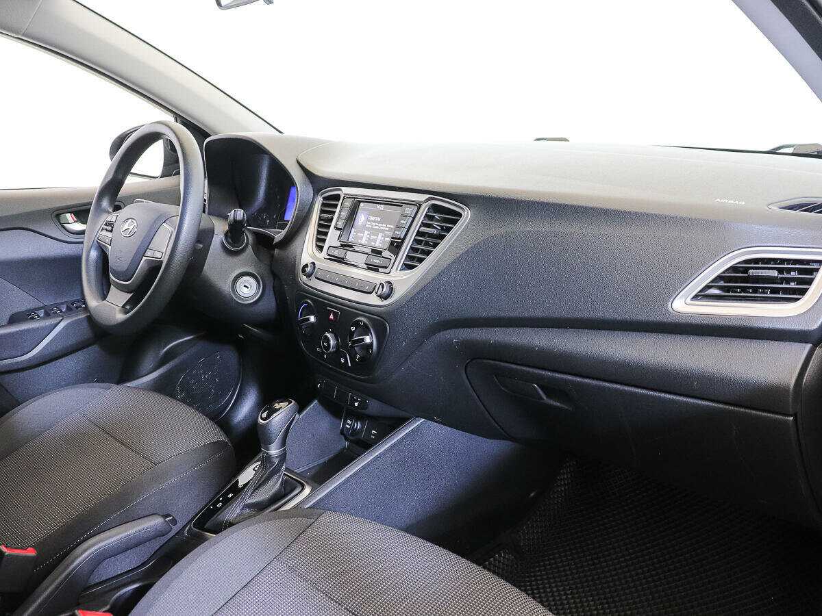 Hyundai Solaris 2021
