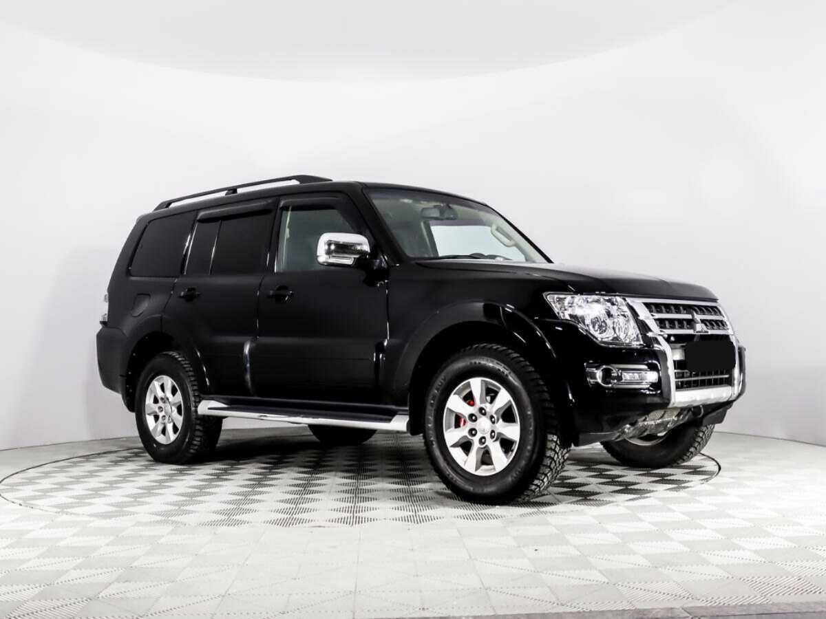 Mitsubishi Pajero 2015