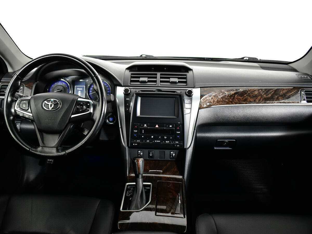 Toyota Camry 2016
