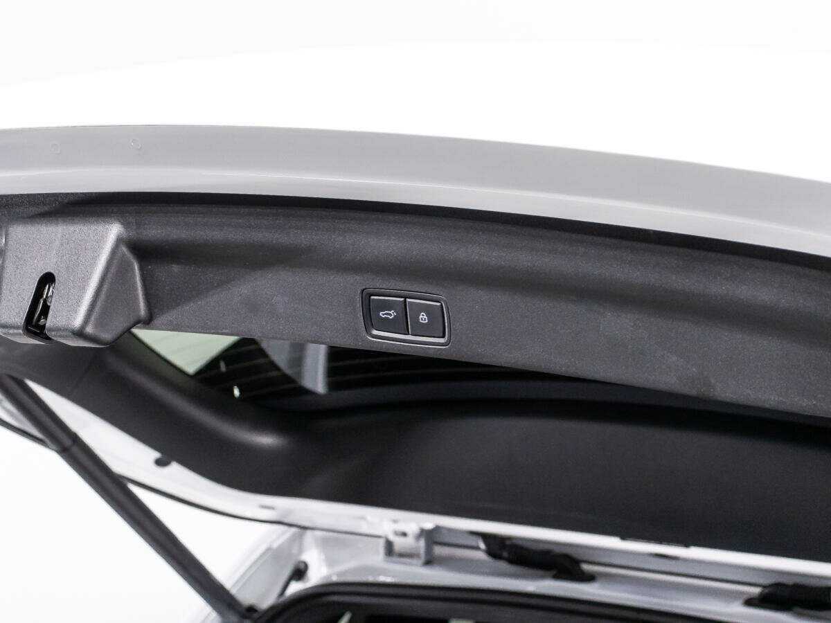 Li Auto (Lixiang) L7 2023