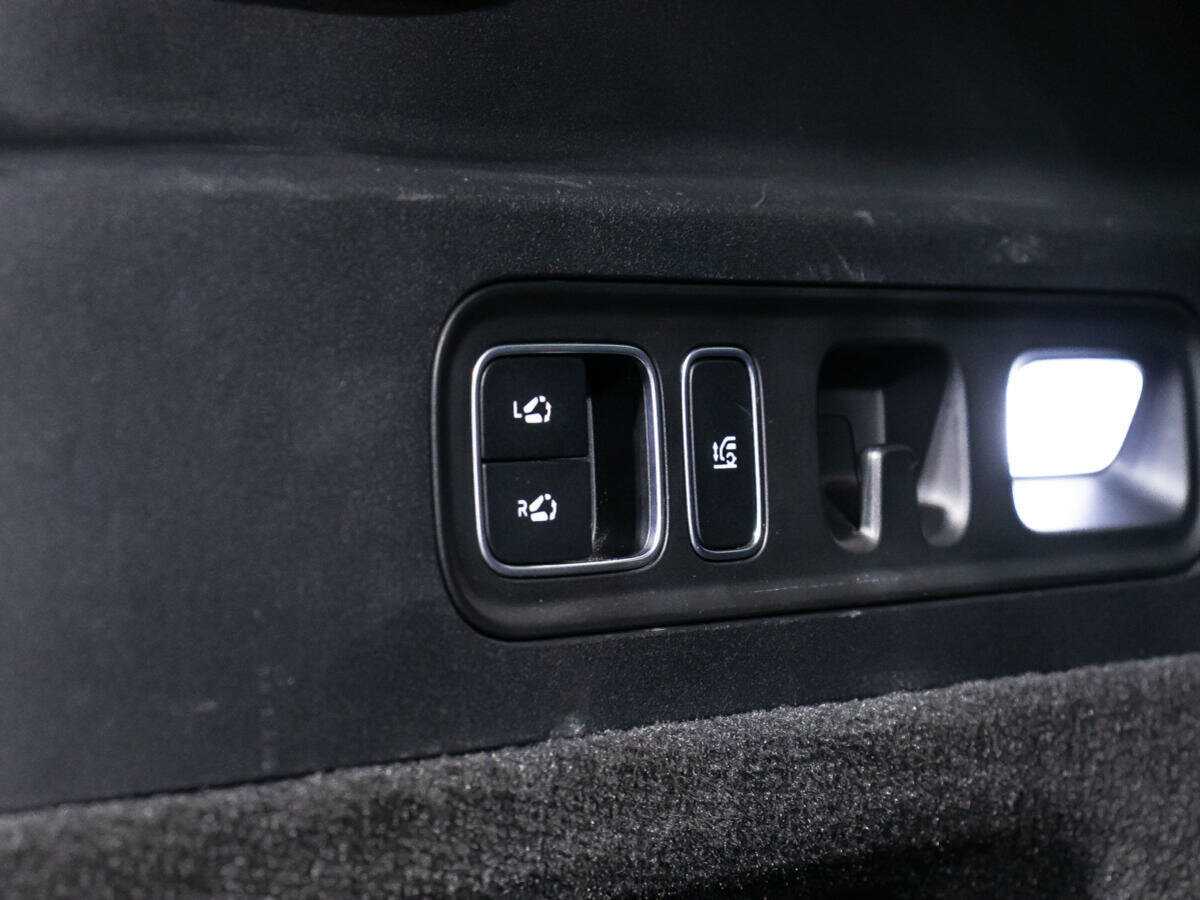 Li Auto (Lixiang) L7 2023