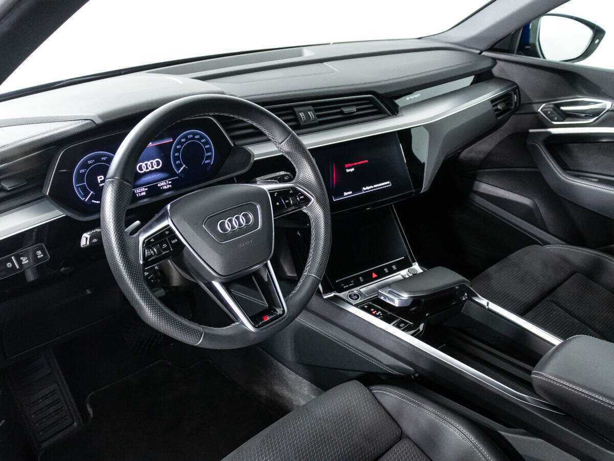Audi e-tron 2022