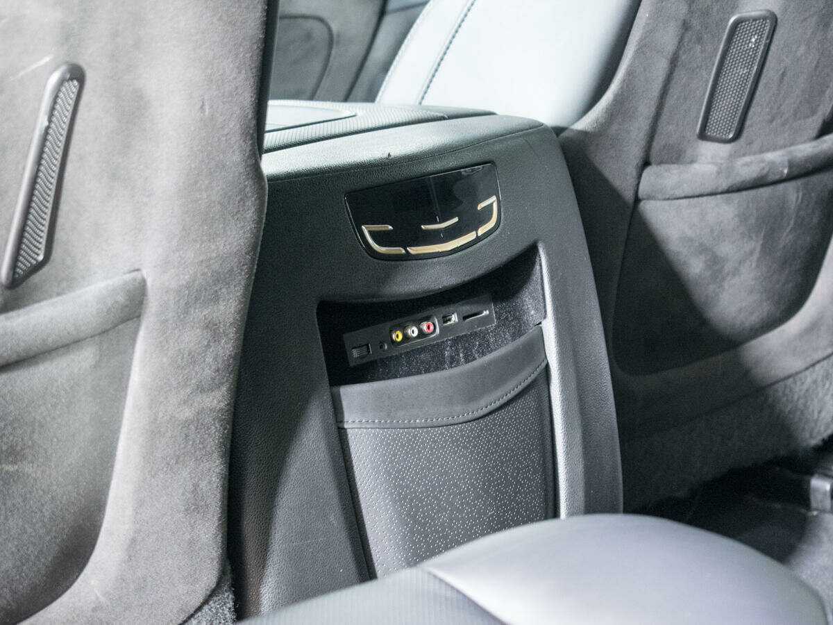 Cadillac Escalade 2015