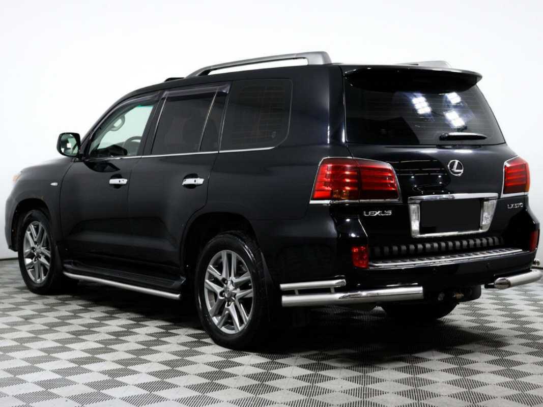 Lexus LX