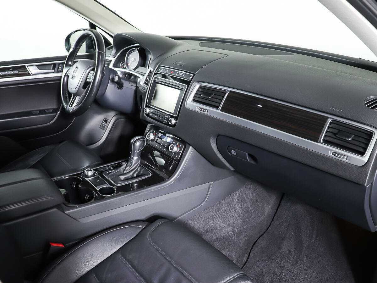 Volkswagen Touareg 2015