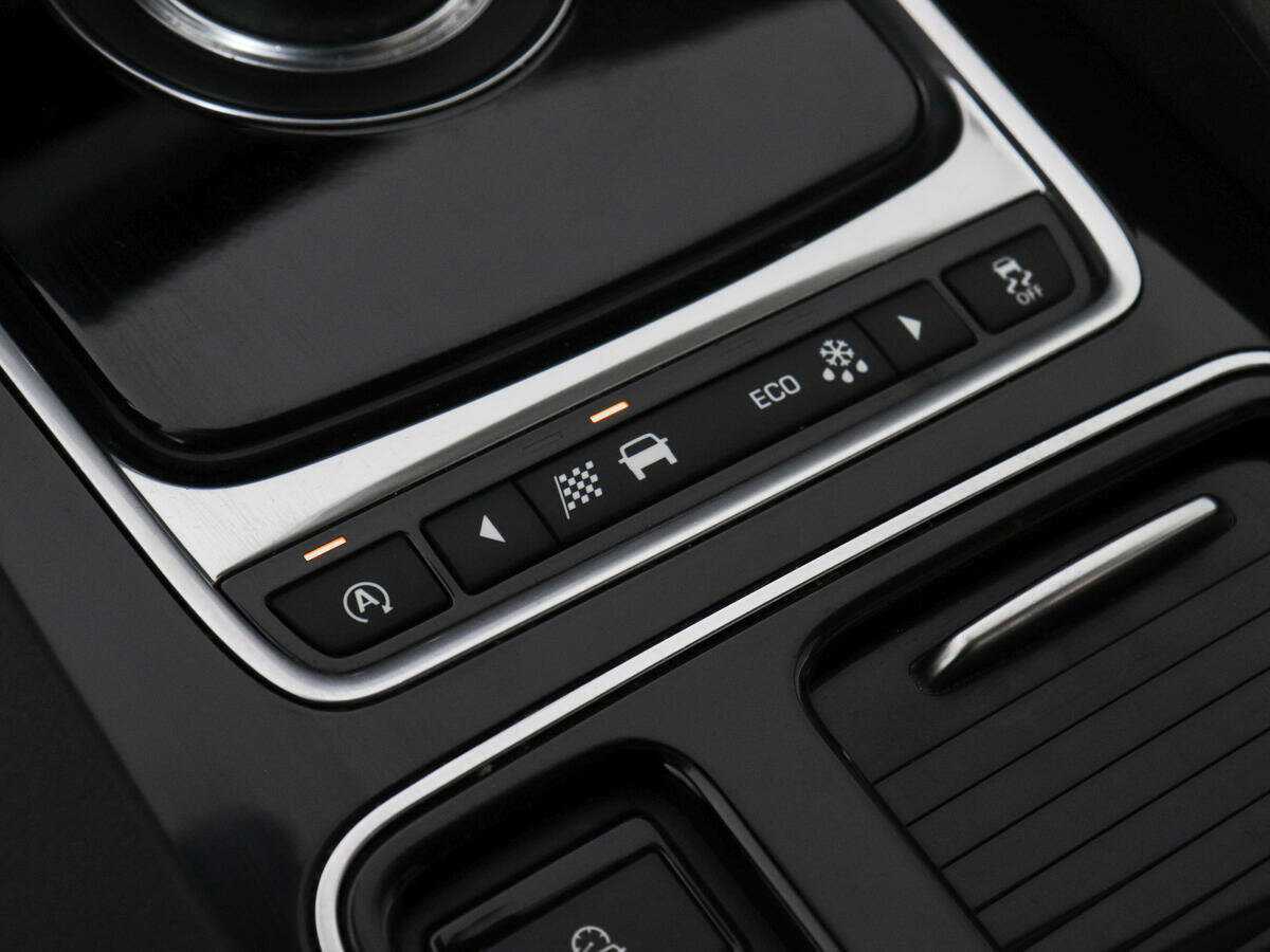Jaguar F-Pace 2016