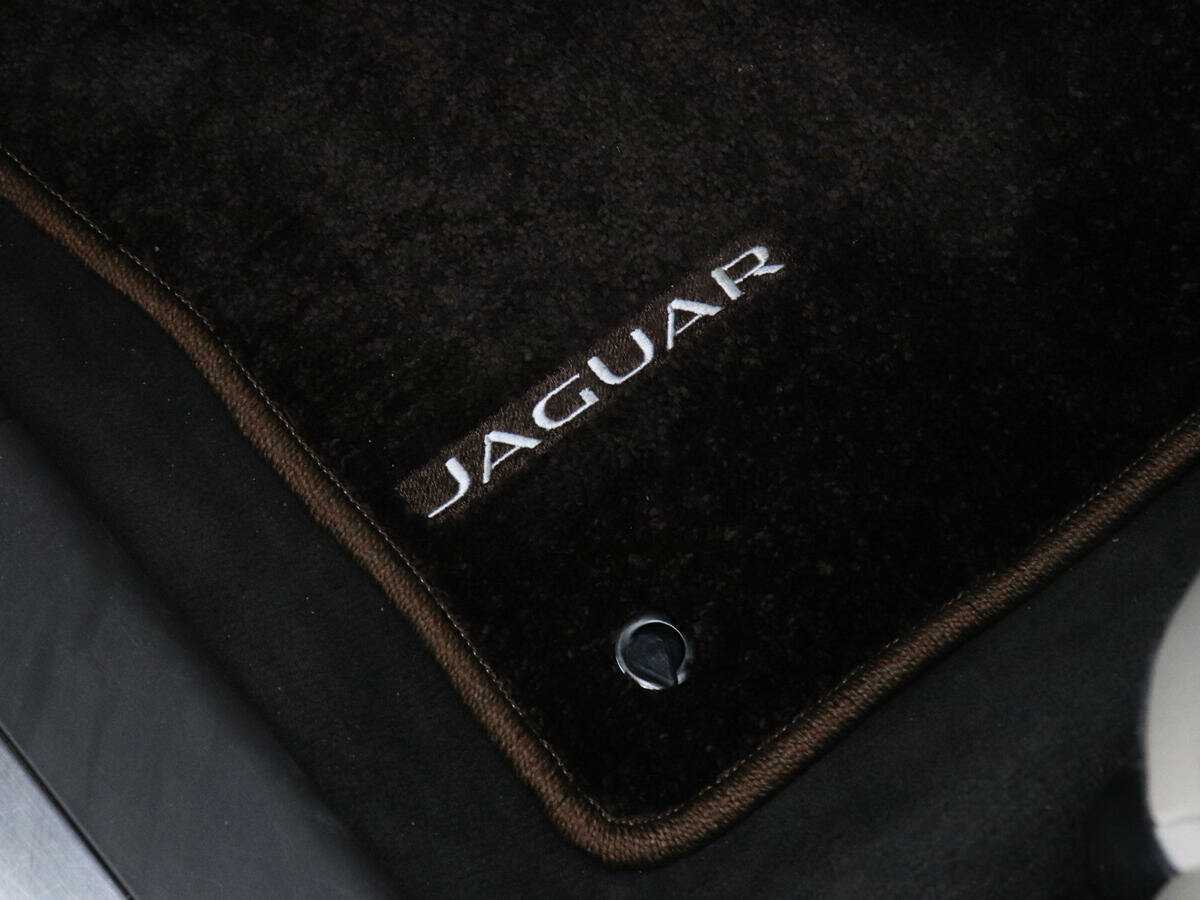 Jaguar F-Pace 2016